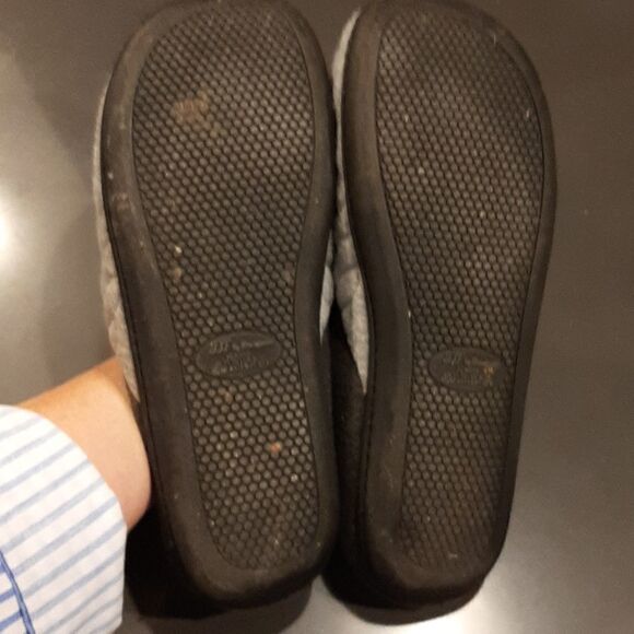 DF by Dearfoams Padded Heel Gray Slippers - Picture 7 of 11